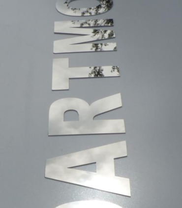 Letras recortadas acero